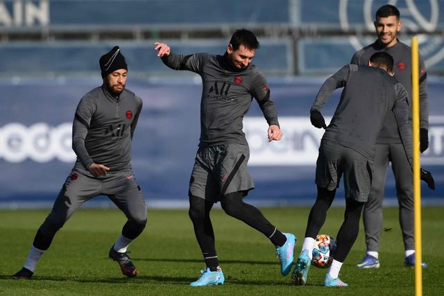 卢克肖又受伤了！距离上次复出踢了3场比赛98分钟